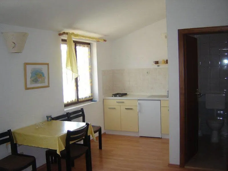 Отель Apartments Adria Биоград-на-Мору